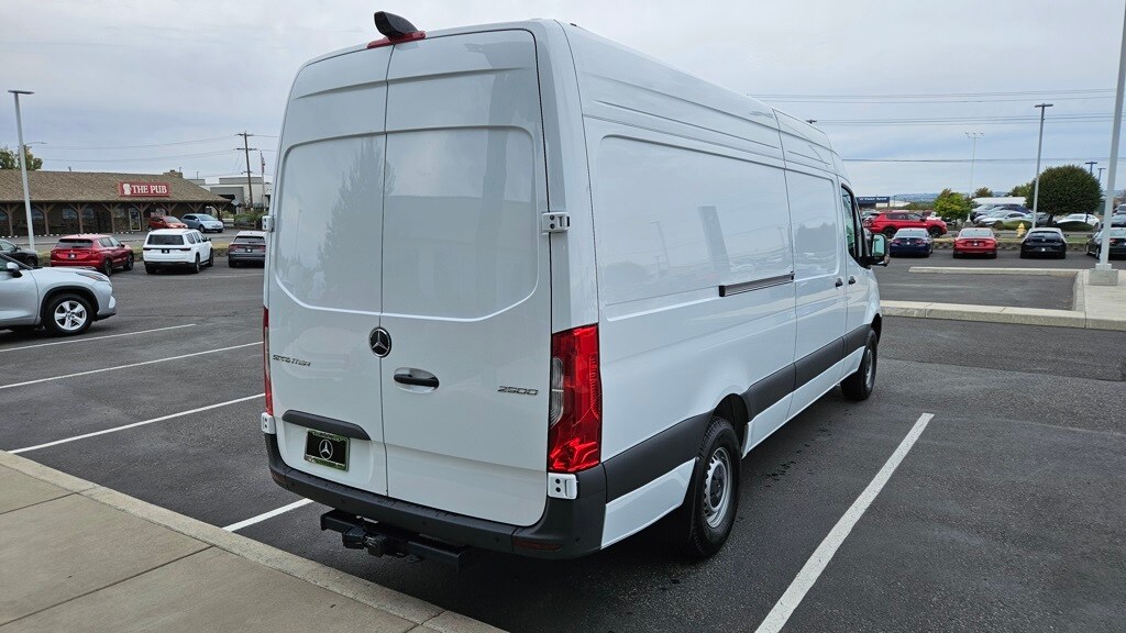 New 2025 Mercedes-Benz Sprinter 2500 High Roof 4-Cyl Diesel HO Van Cargo Van