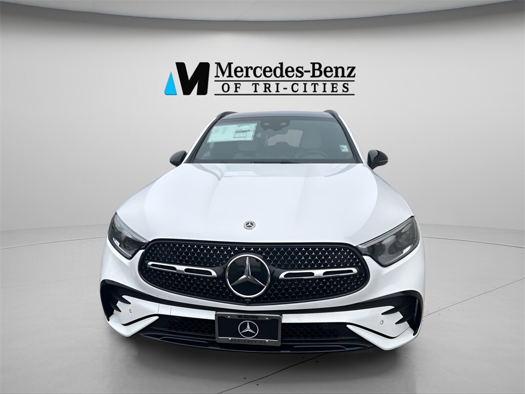 2026 Mercedes Benz GLC 300 4MATIC photo 2