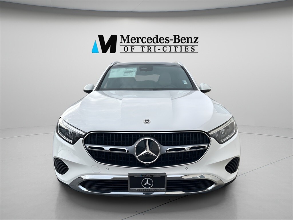 2026 Mercedes Benz GLC 300 4MATIC photo 2