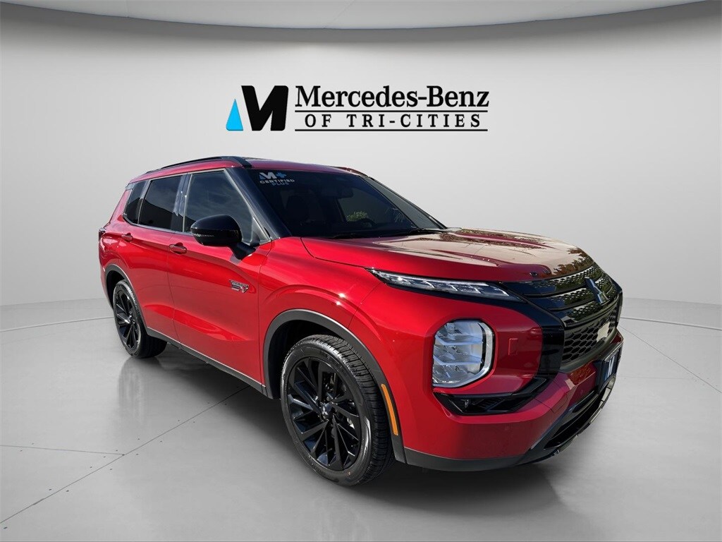 2025 Mitsubishi Outlander PHEV SEL Black Edition photo 3