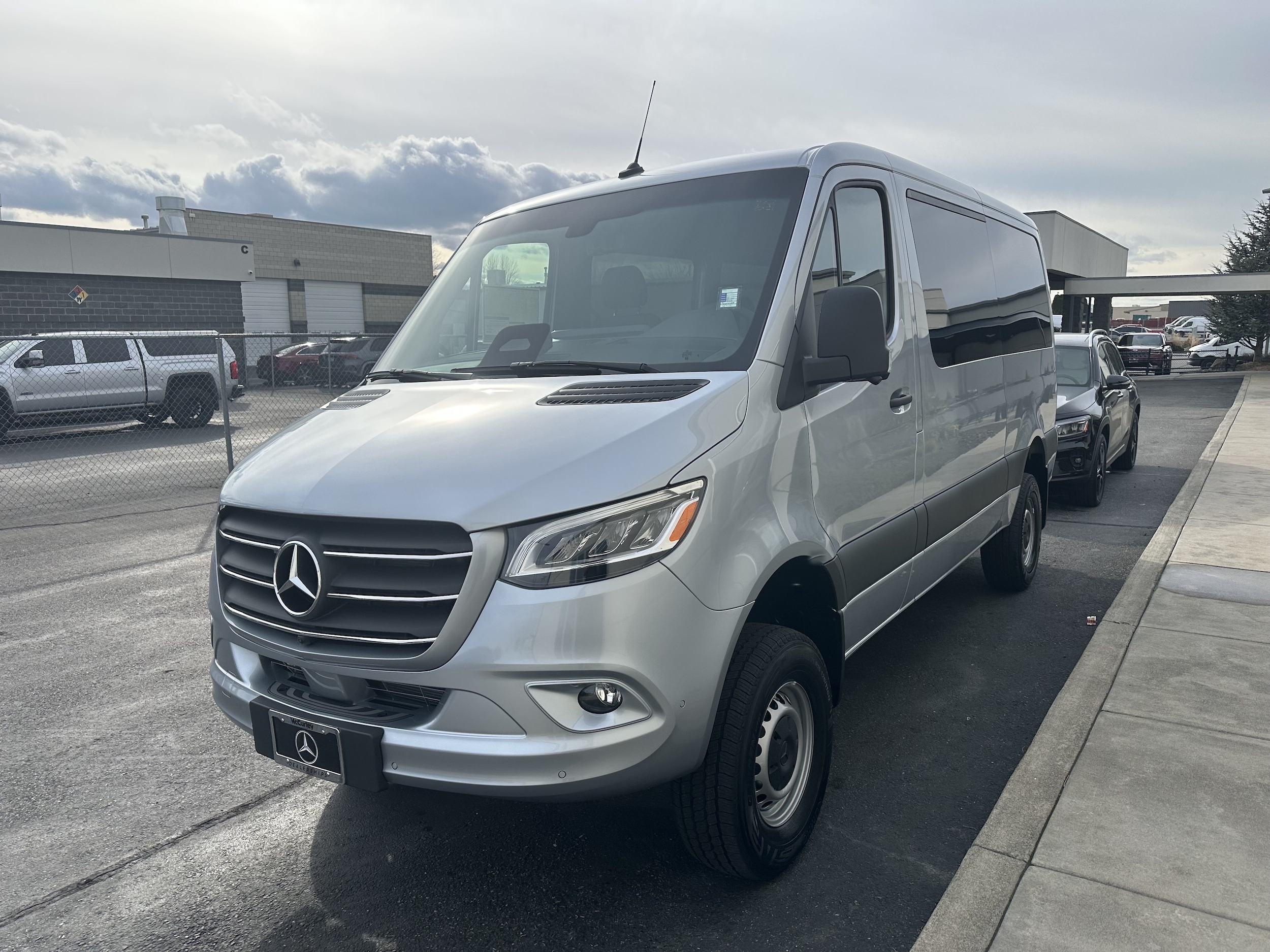 2026 Mercedes-Benz Sprinter 2500 144 WB HO Select AWD's photo