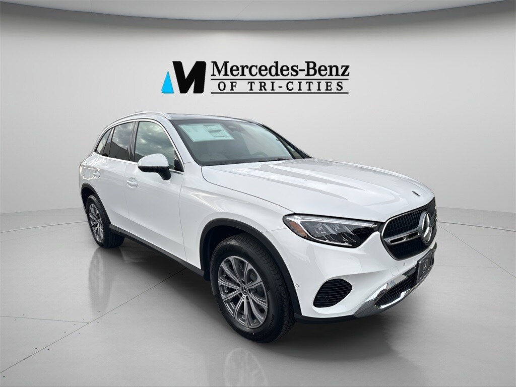 2026 Mercedes Benz GLC 300 4MATIC photo 3
