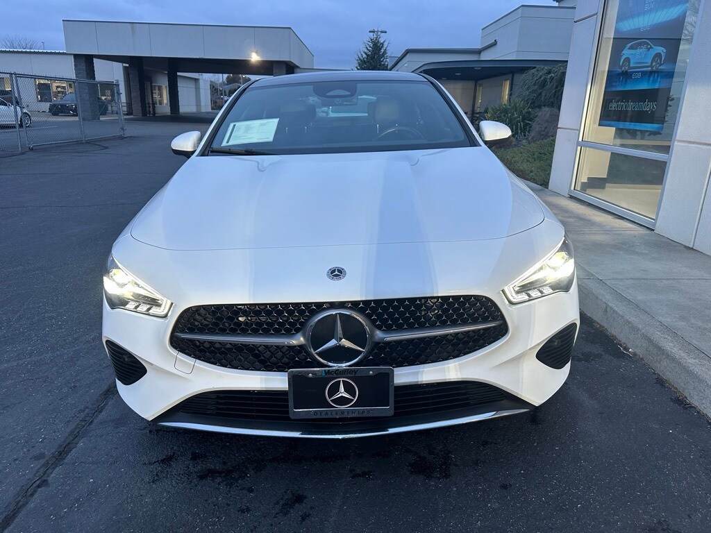 2025 Mercedes Benz CLA 250 4MATIC photo 2