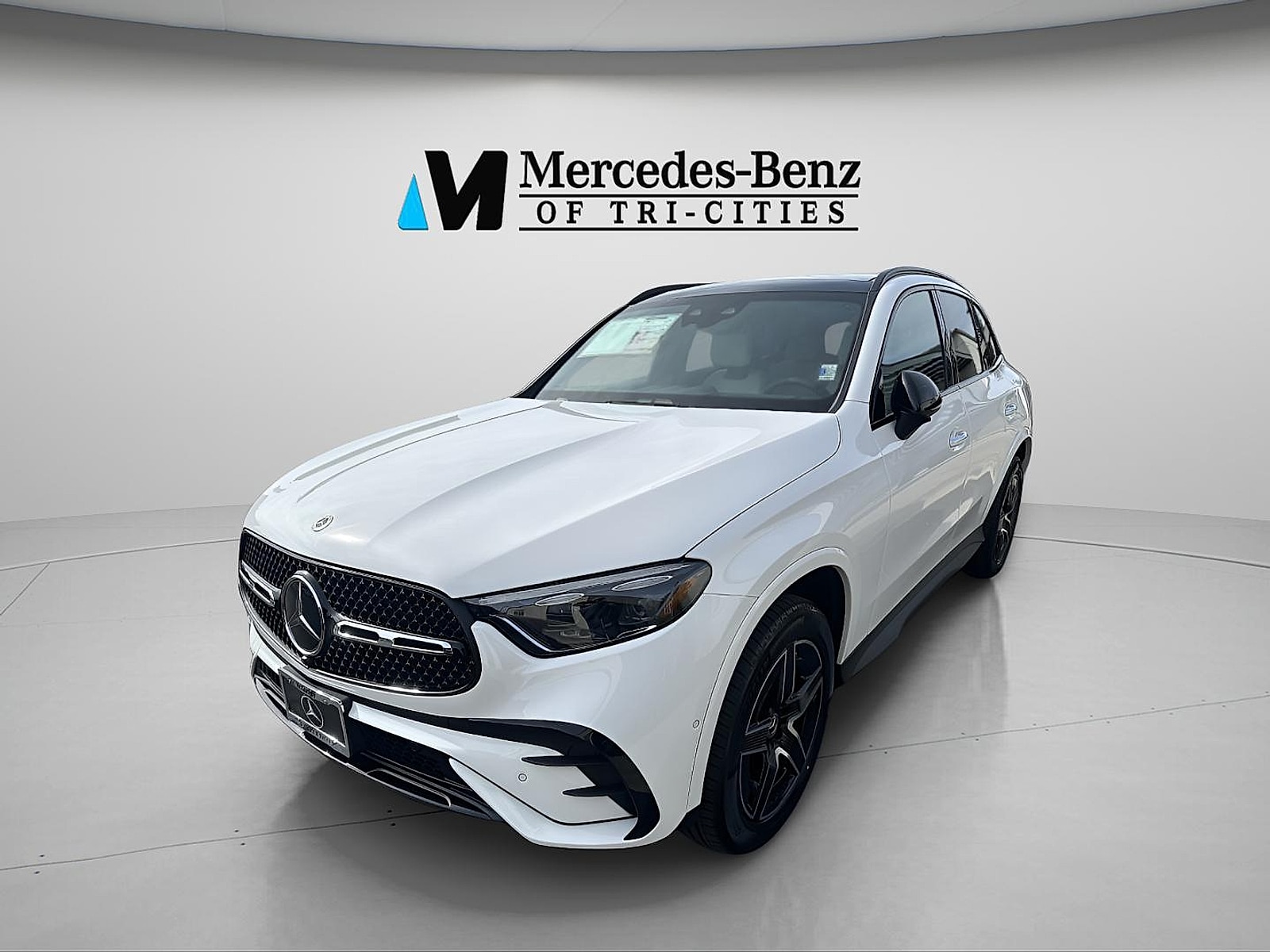 2026 Mercedes-Benz GLC GLC 300 4MATIC's photo
