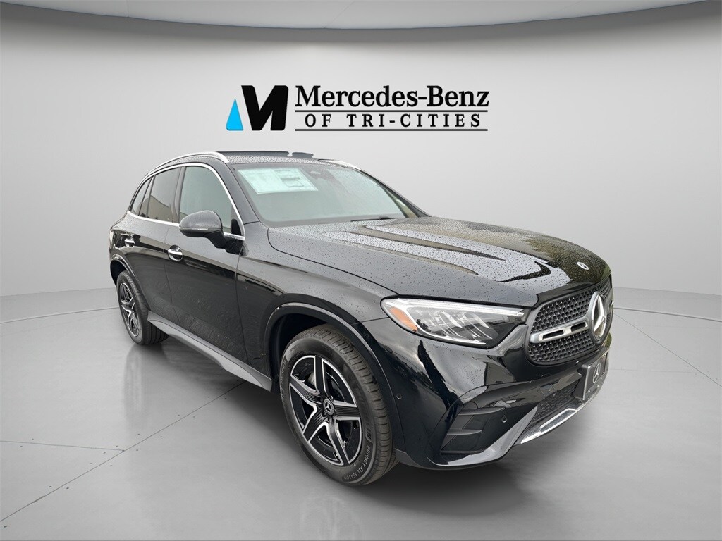 2026 Mercedes Benz GLC 300 4MATIC photo 2