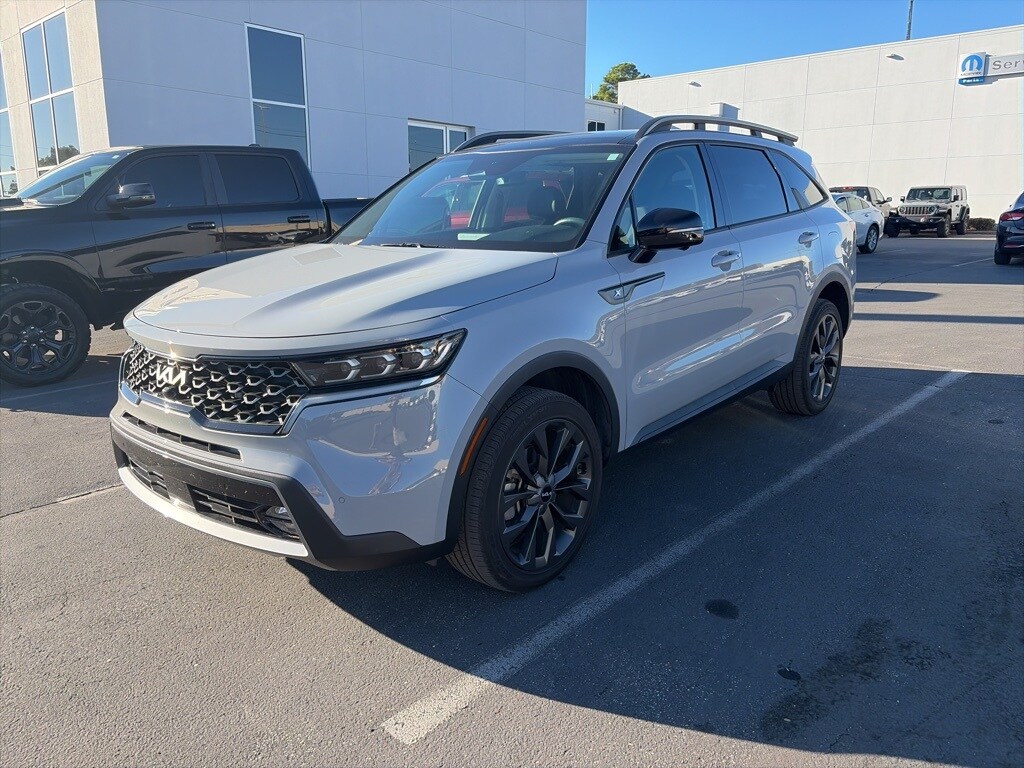 2023 Kia Sorento X-Line SX Prestige photo 2
