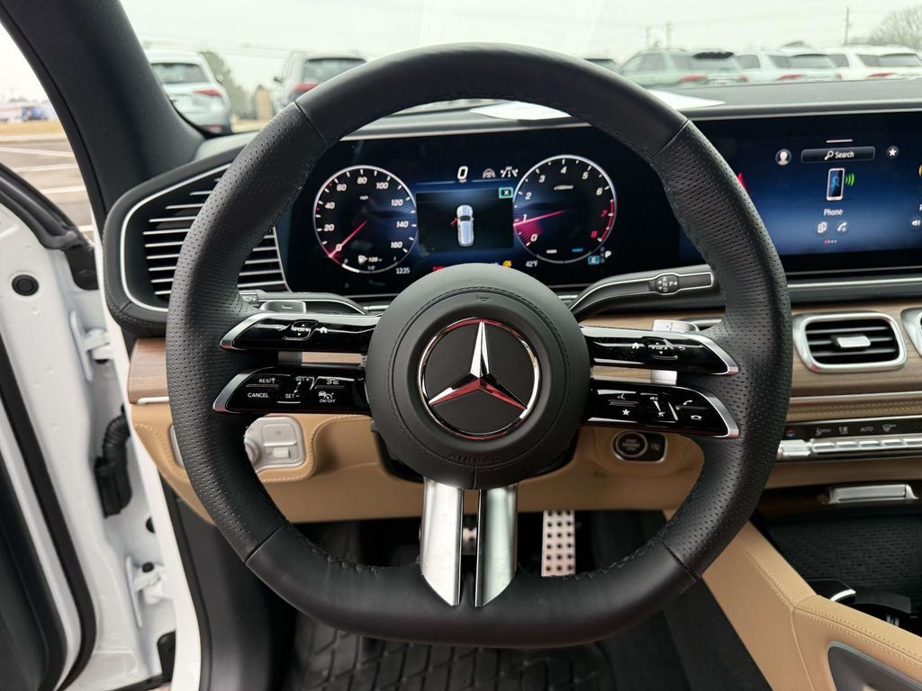 2026 Mercedes-Benz GLS Base - Photo 17