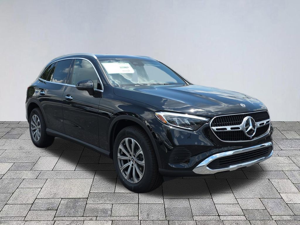2026 Mercedes-Benz GLC