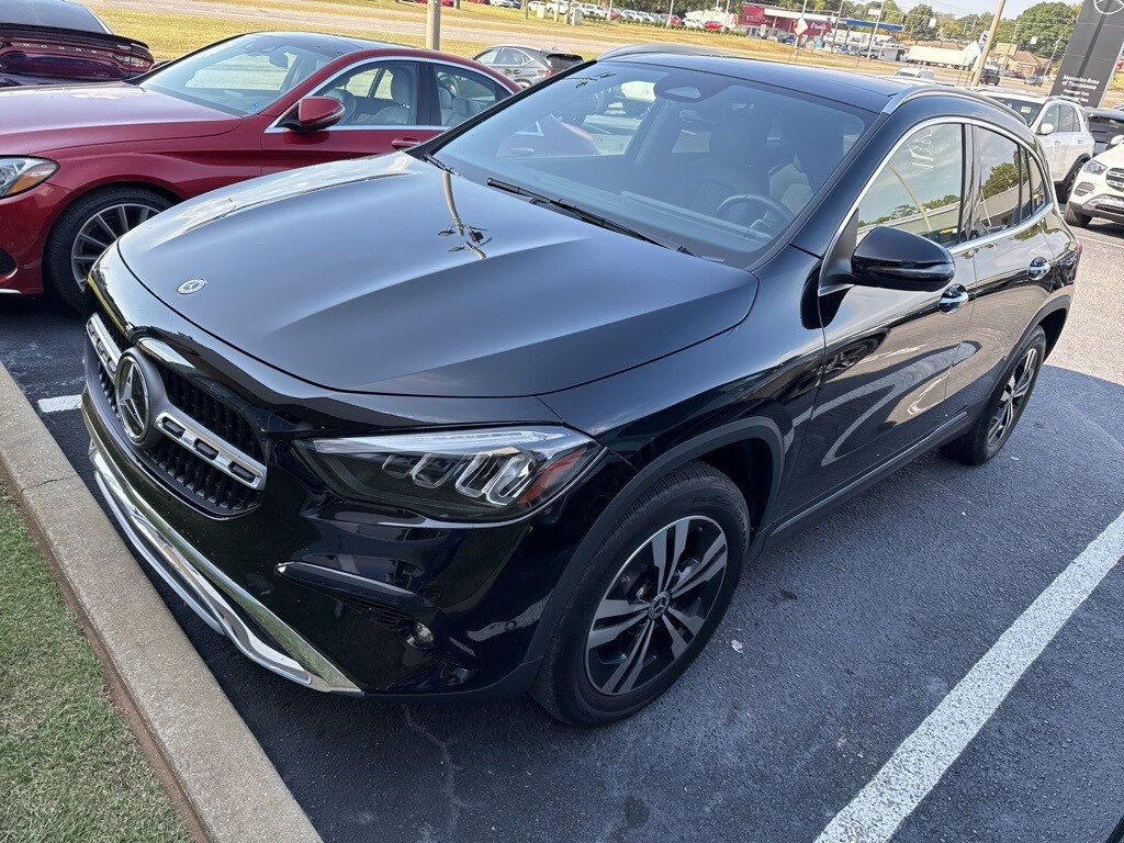 2025 Mercedes Benz GLA 250 photo 3