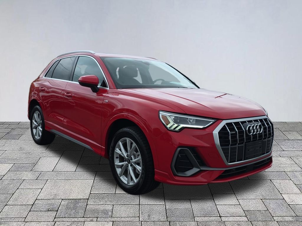 2025 Audi Q3 45 TFSI S Line Premium quattro's photo