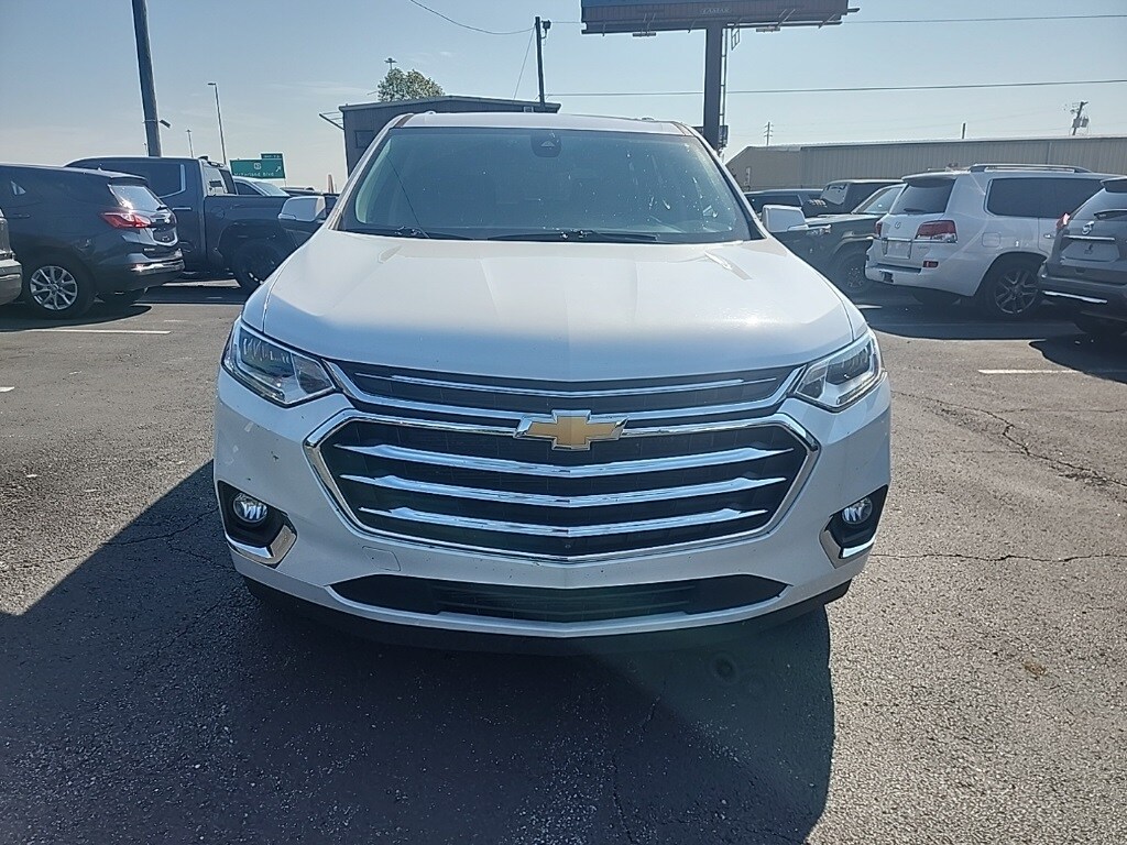 2021 Chevrolet Traverse High Country photo 2