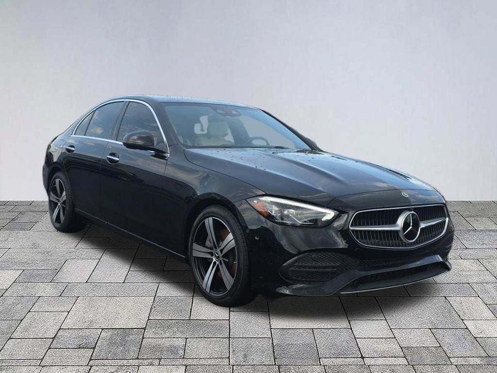 2025 Mercedes-Benz C-Class C 300 4MATIC's photo
