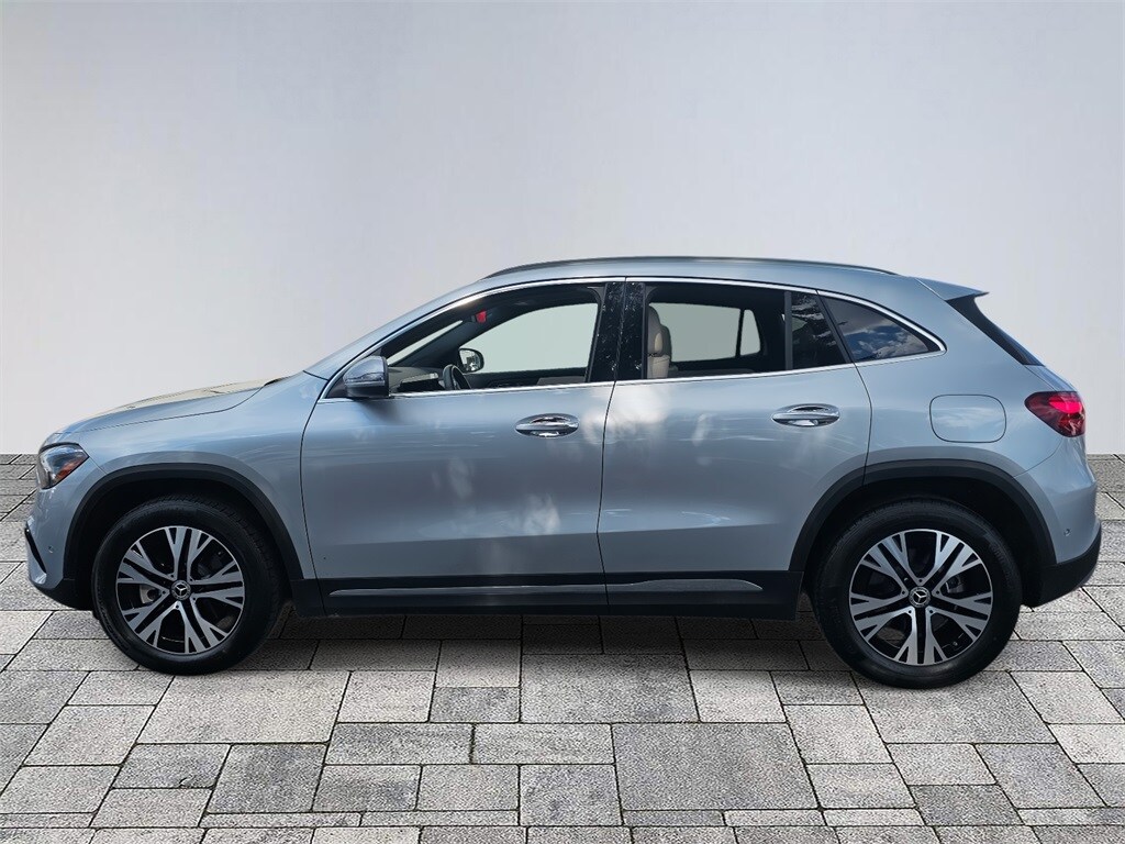 2025 Mercedes Benz GLA 250 photo 4