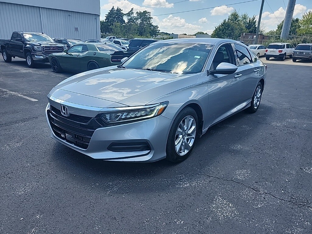 2019 Honda Accord LX photo 3