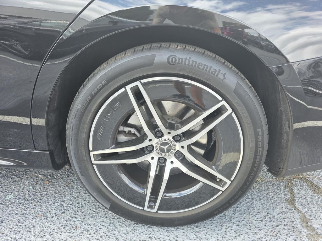 2026 Mercedes-Benz E-Class E350 - Photo 11