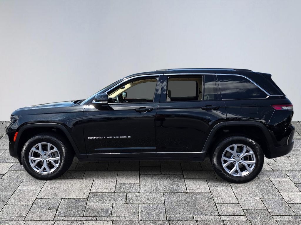 Used 2022 Jeep Grand Cherokee Limited SUV