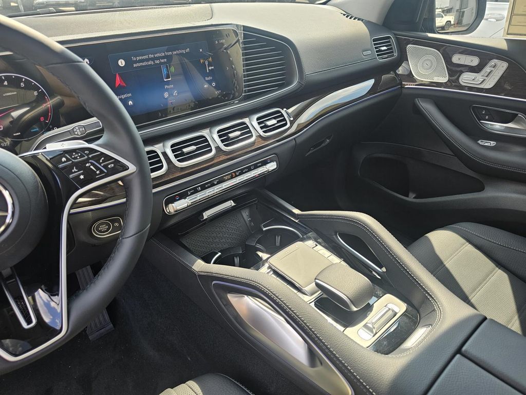 2026 Mercedes-Benz GLS Base - Photo 22