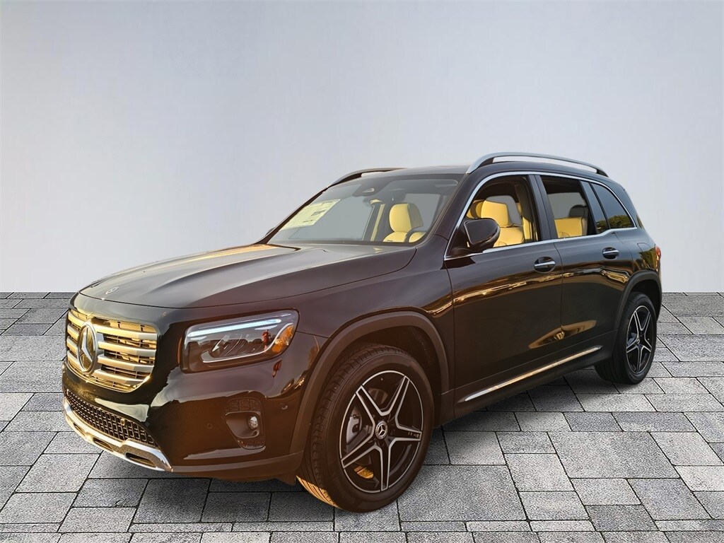 2026 Mercedes Benz GLB 250 photo 3