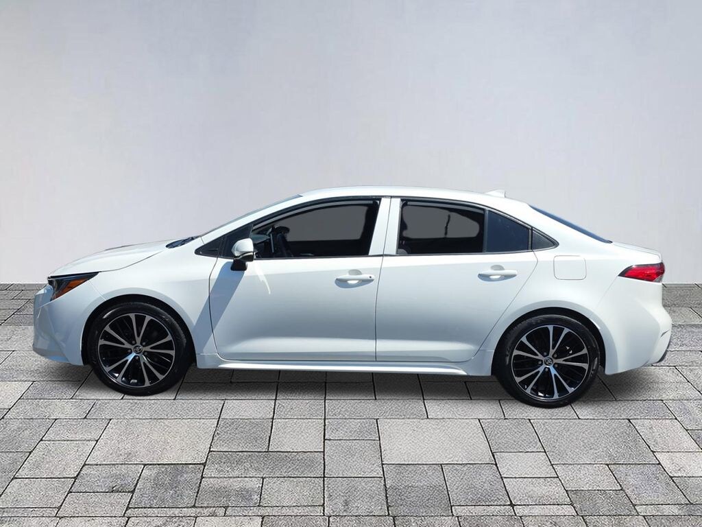Used 2021 Toyota Corolla LE Sedan