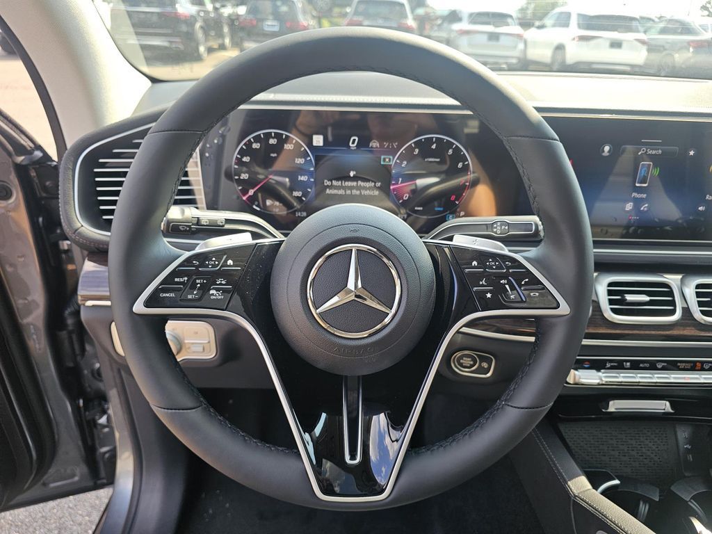 2026 Mercedes-Benz GLS Base - Photo 16