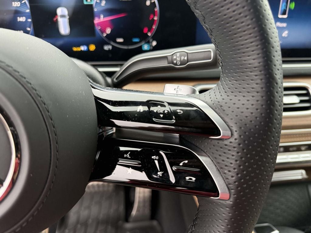 2026 Mercedes-Benz GLS Base - Photo 19