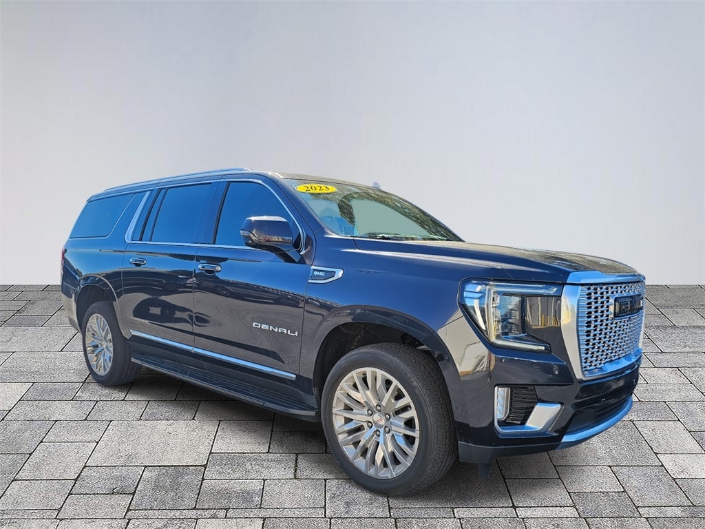 2023 GMC Yukon XL Denali's photo
