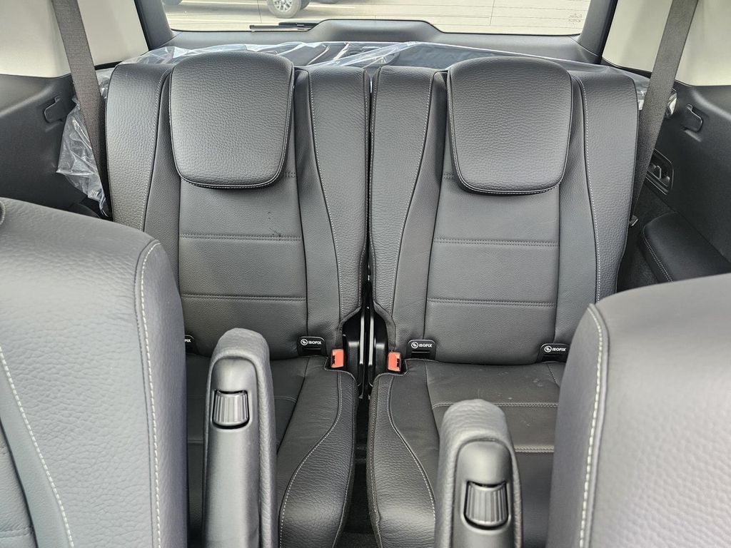 2026 Mercedes-Benz GLS Base - Photo 30