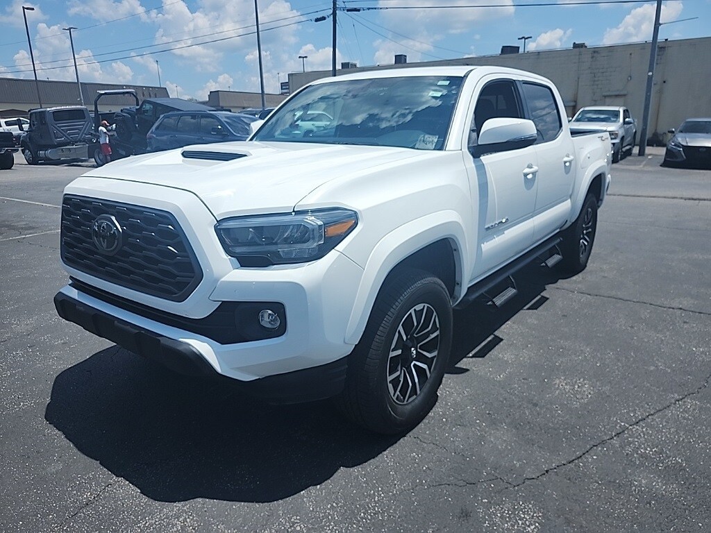 2021 Toyota Tacoma TRD Sport V6 photo 3