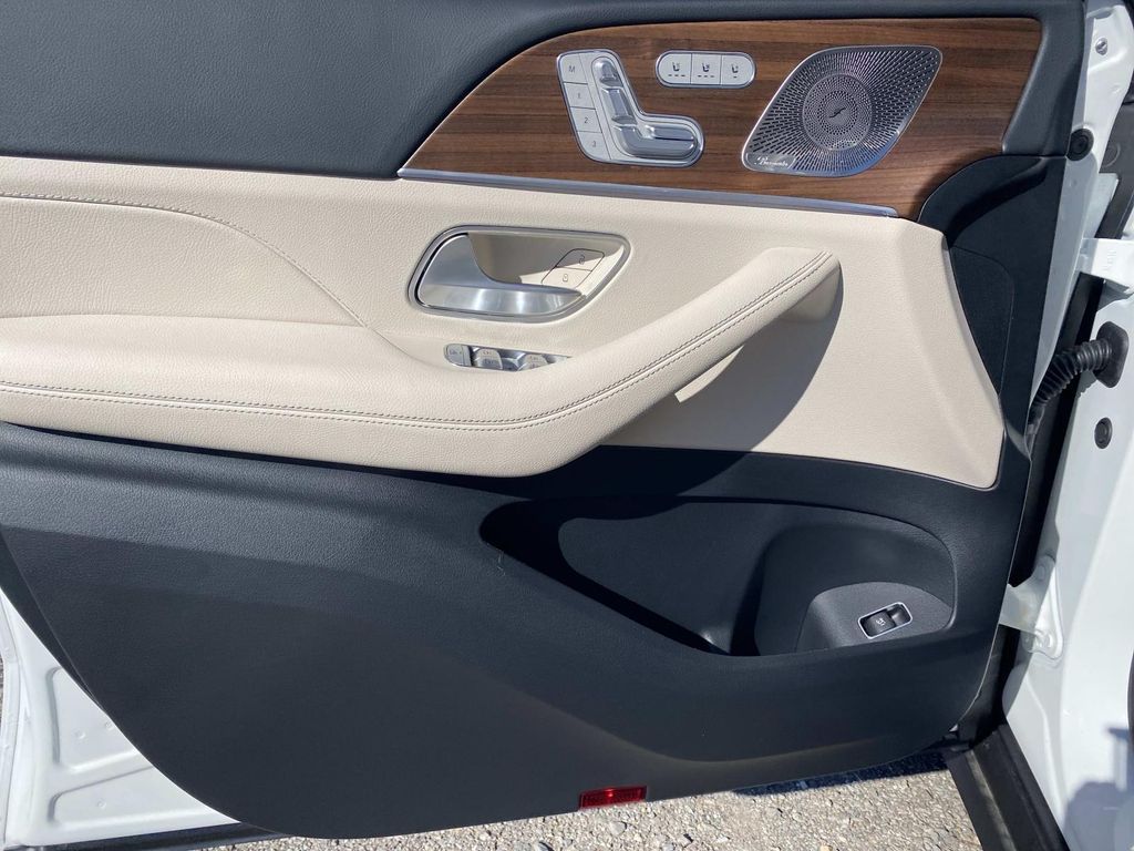 2026 Mercedes-Benz GLE GLE350 - Photo 11