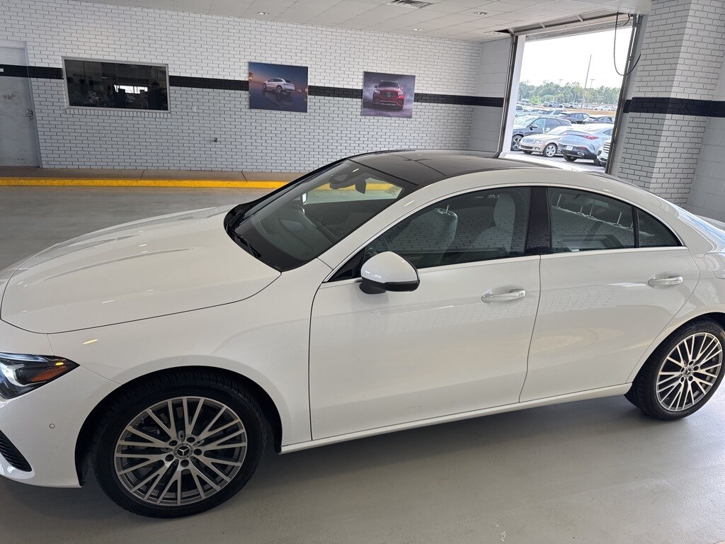 2025 Mercedes Benz CLA 250 photo 4