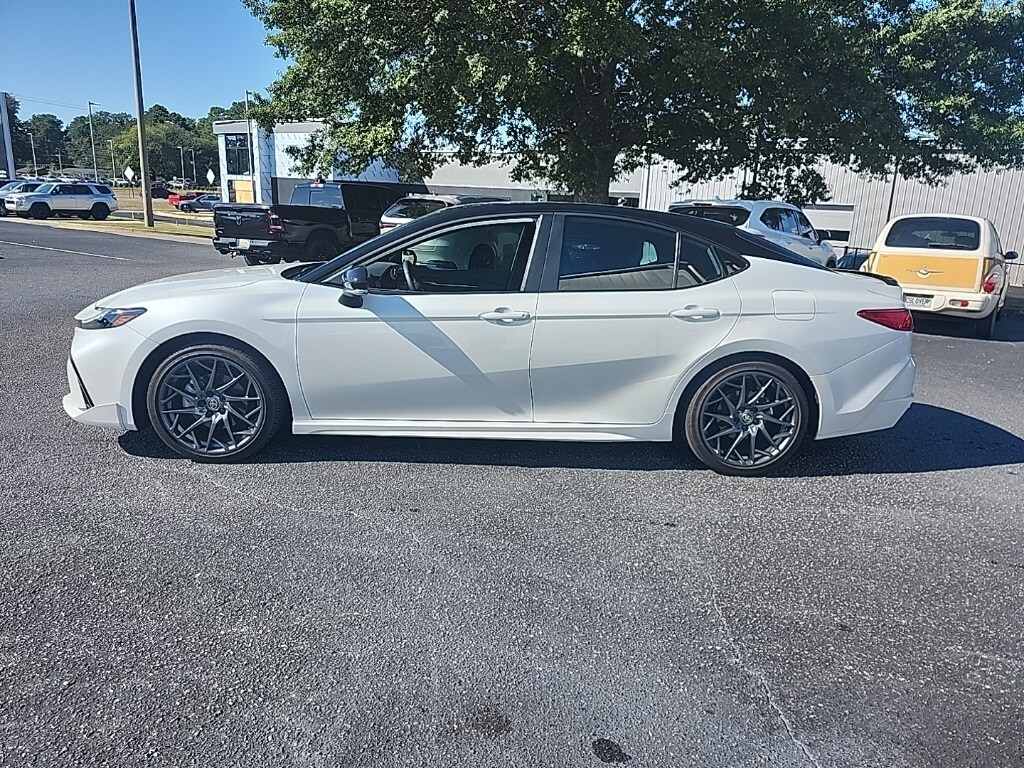 2025 Toyota Camry XSE photo 4