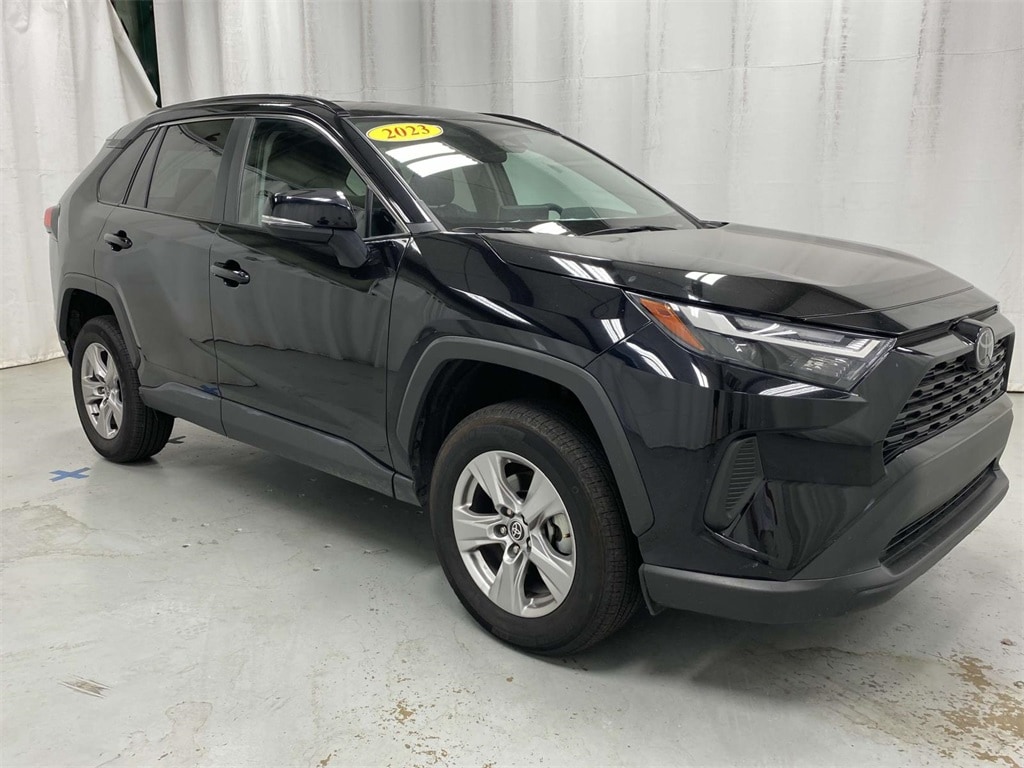 Used 2023 Toyota RAV4 XLE with VIN 2T3W1RFV8PW267925 for sale in Tuscaloosa, AL