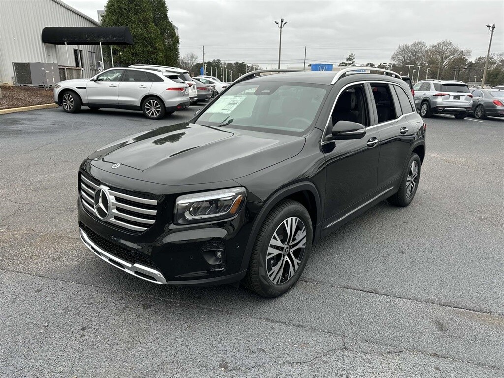 2025 Mercedes Benz GLB 250 photo 3