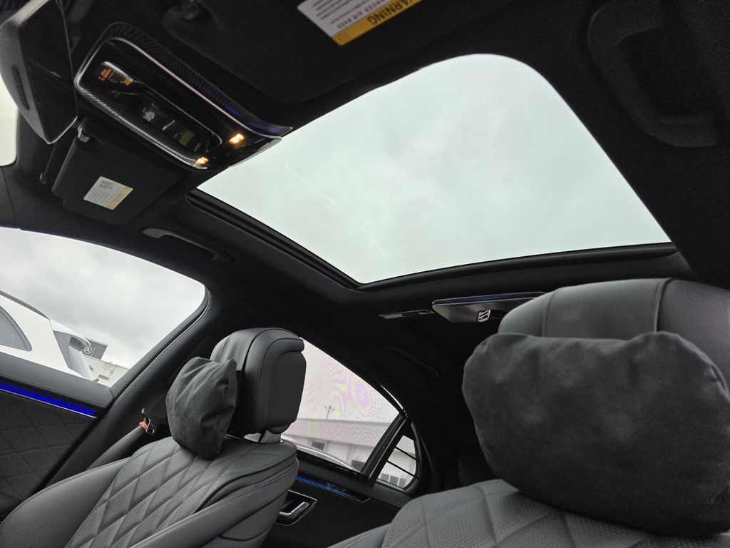 2026 Mercedes-Benz S-Class S 500 - Photo 21
