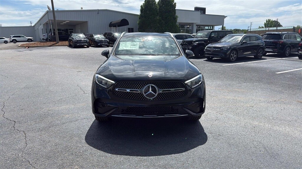 2025 Mercedes Benz GLC 350e 4MATIC photo 2