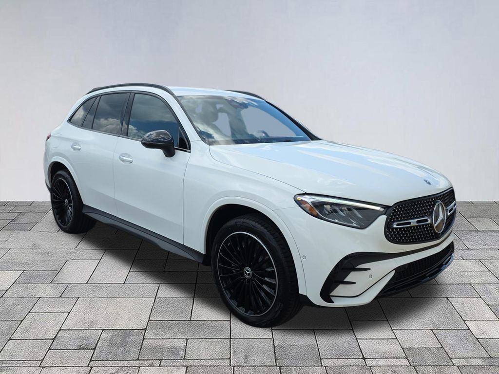 2025 Mercedes-Benz GLC GLC 300's photo