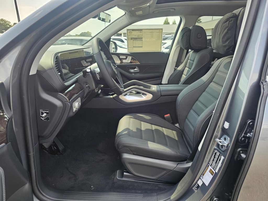 2026 Mercedes-Benz GLS Base - Photo 23