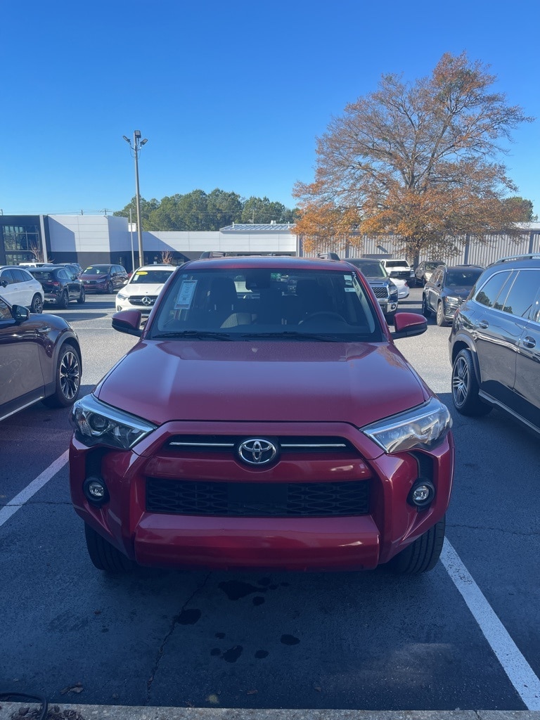 2022 Toyota 4Runner SR5's photo