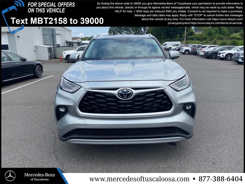 Used 2022 Toyota Highlander XLE with VIN 5TDGZRAH6NS142158 for sale in Tuscaloosa, AL