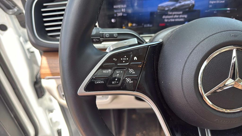 2024 Mercedes-Benz GLE GLE450 - Photo 17