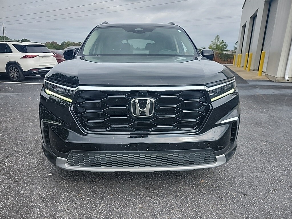 2023 Honda Pilot Elite photo 2