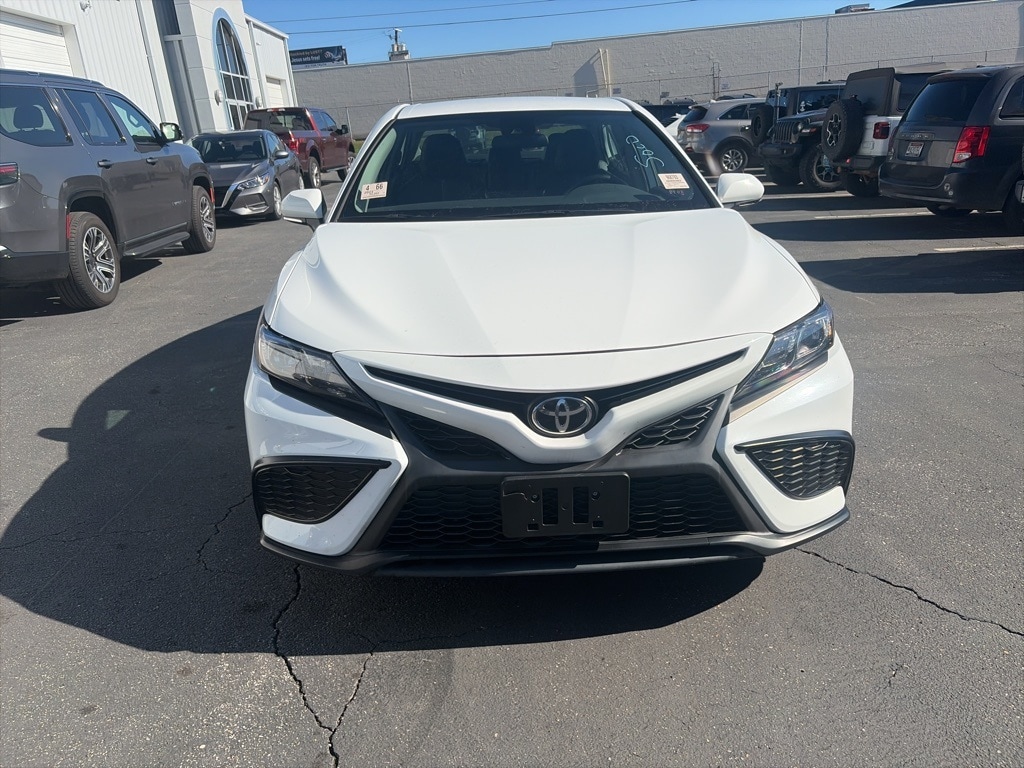 Used 2024 Toyota Camry SE Sedan