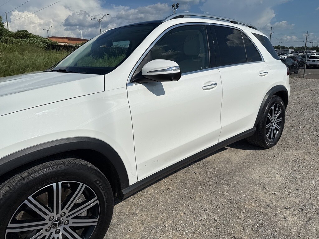 2024 Mercedes Benz GLE 450 4MATIC photo 3