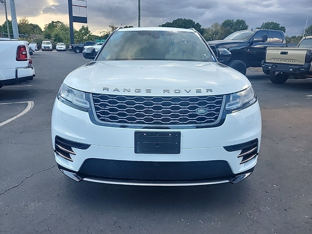 2018 Land Rover Range Rover Velar SE photo 2