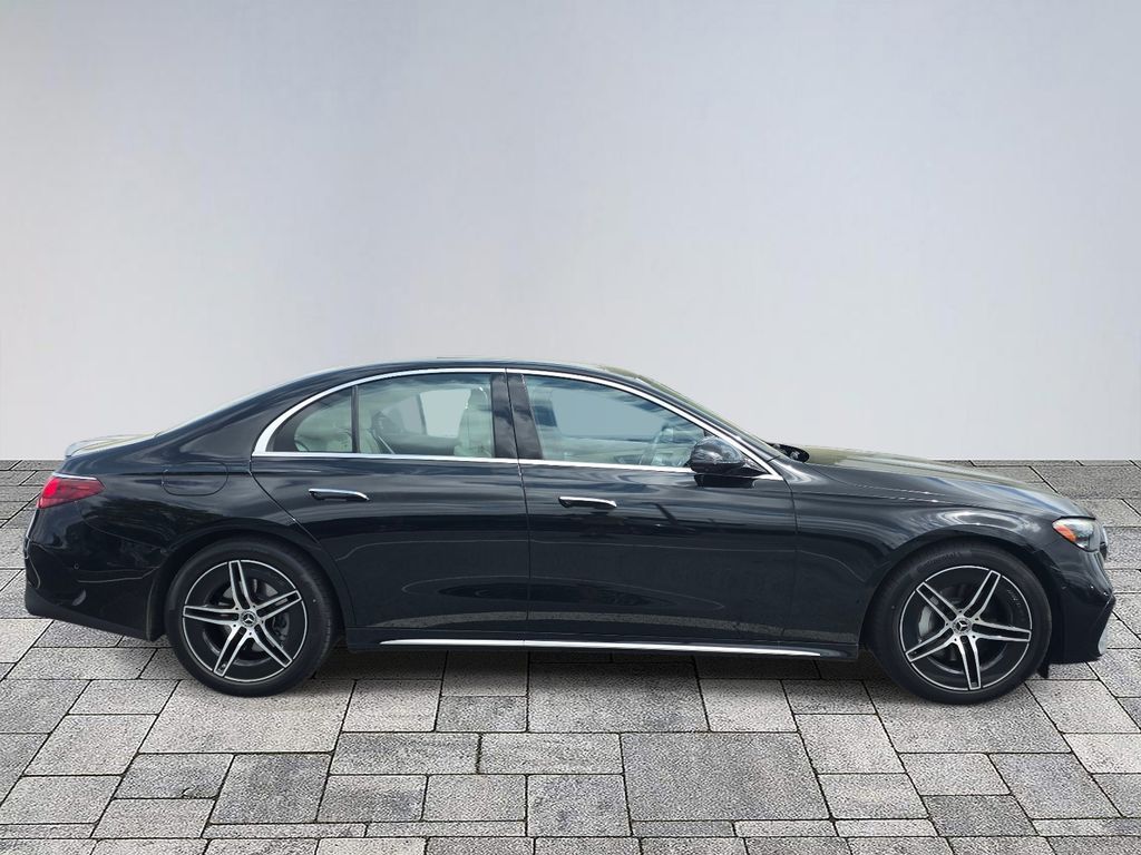 2026 Mercedes-Benz E-Class E350 - Photo 8