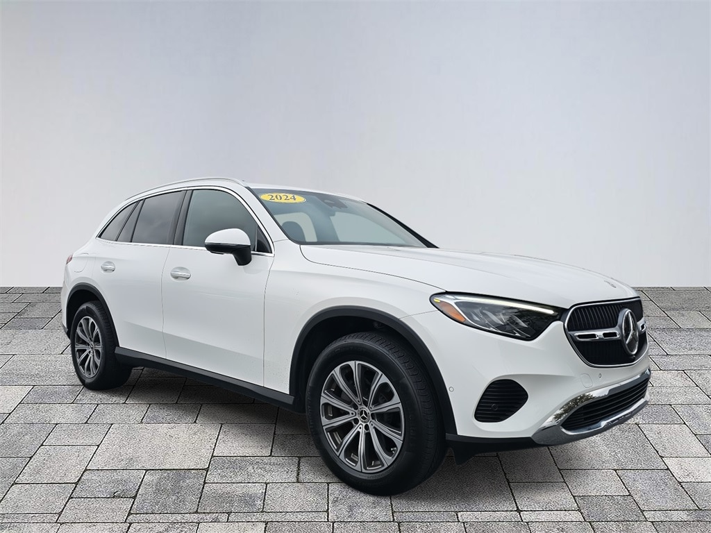 2024 Mercedes-Benz GLC GLC 300's photo