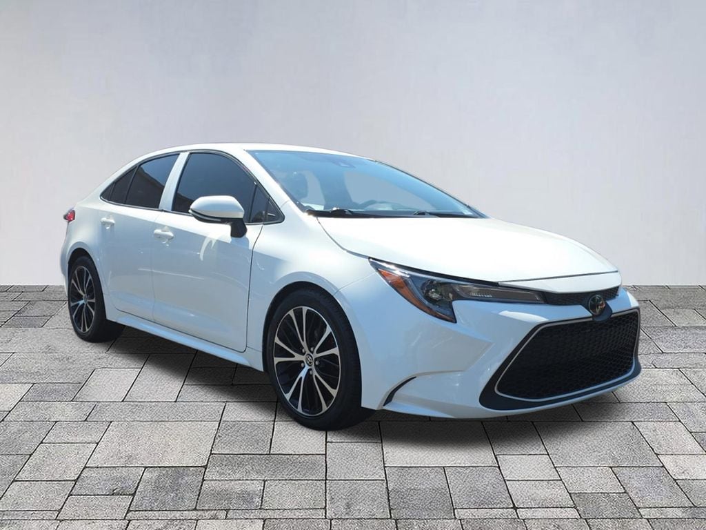 Used 2021 Toyota Corolla LE Sedan