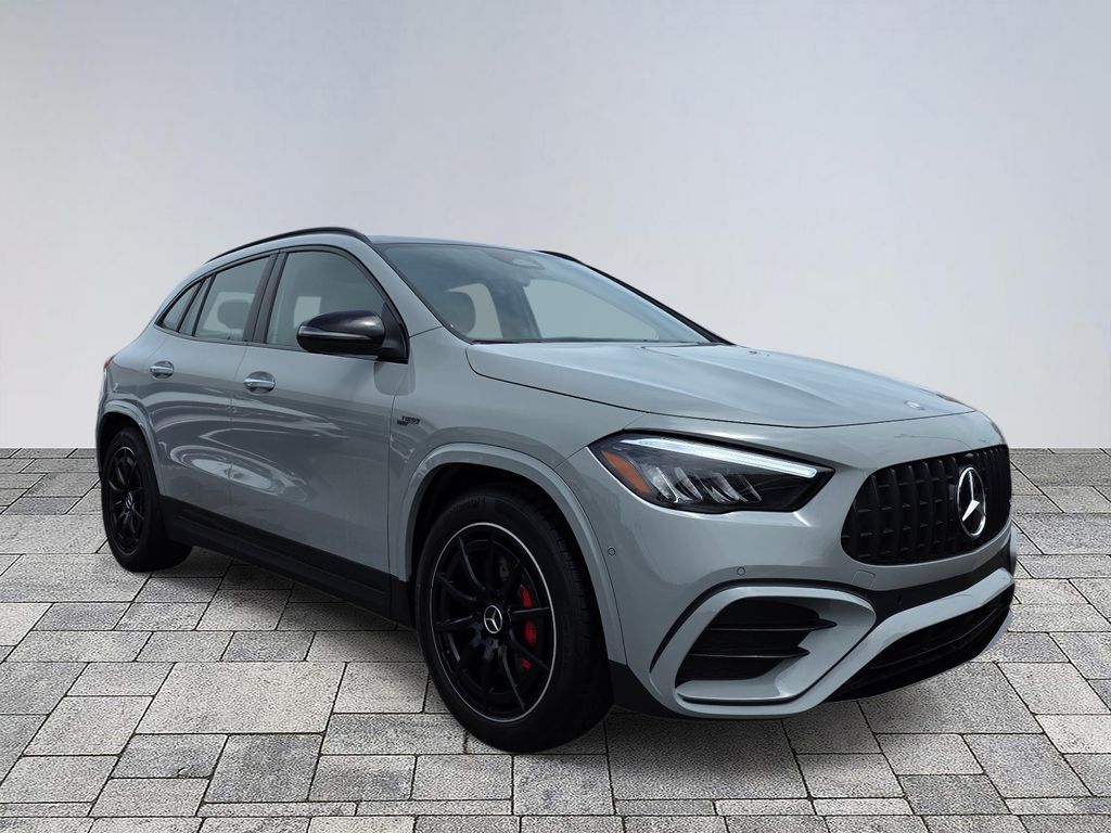 2026 Mercedes-Benz GLA GLA 35 AMG 4MATIC's photo