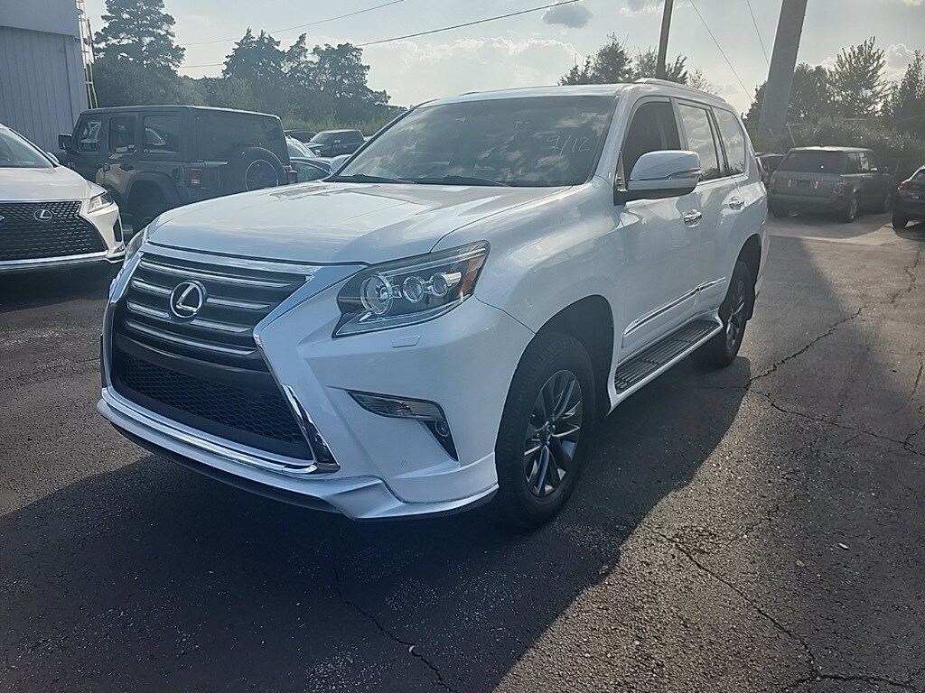 2019 Lexus GX 460 photo 3