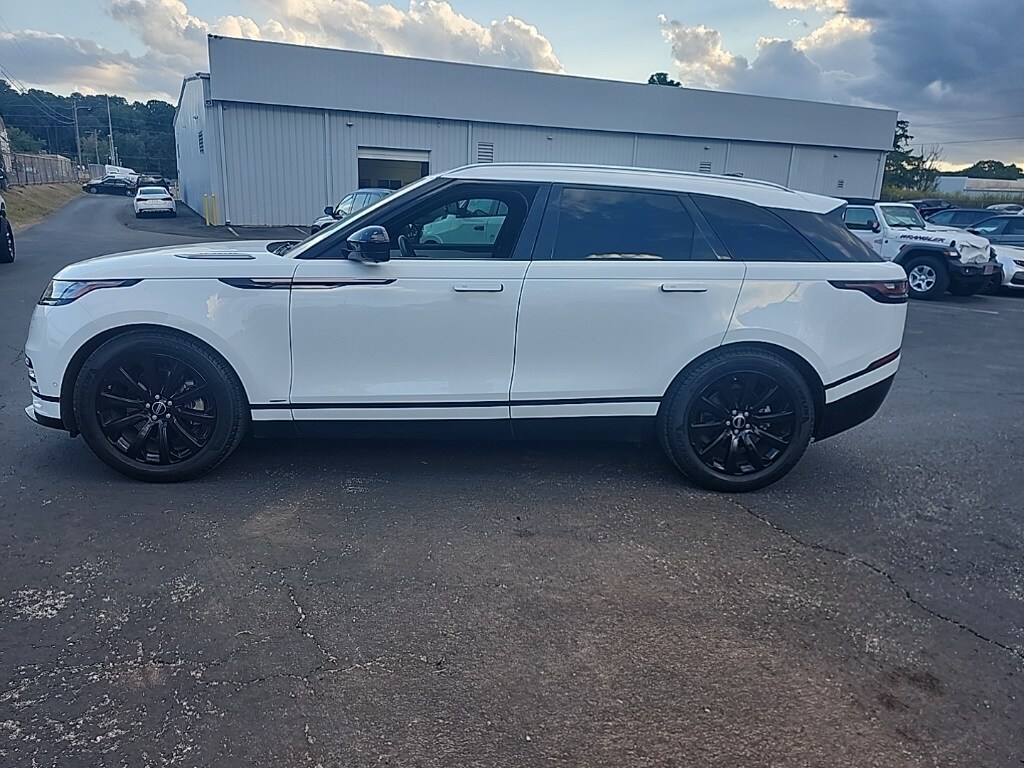 2018 Land Rover Range Rover Velar SE photo 4